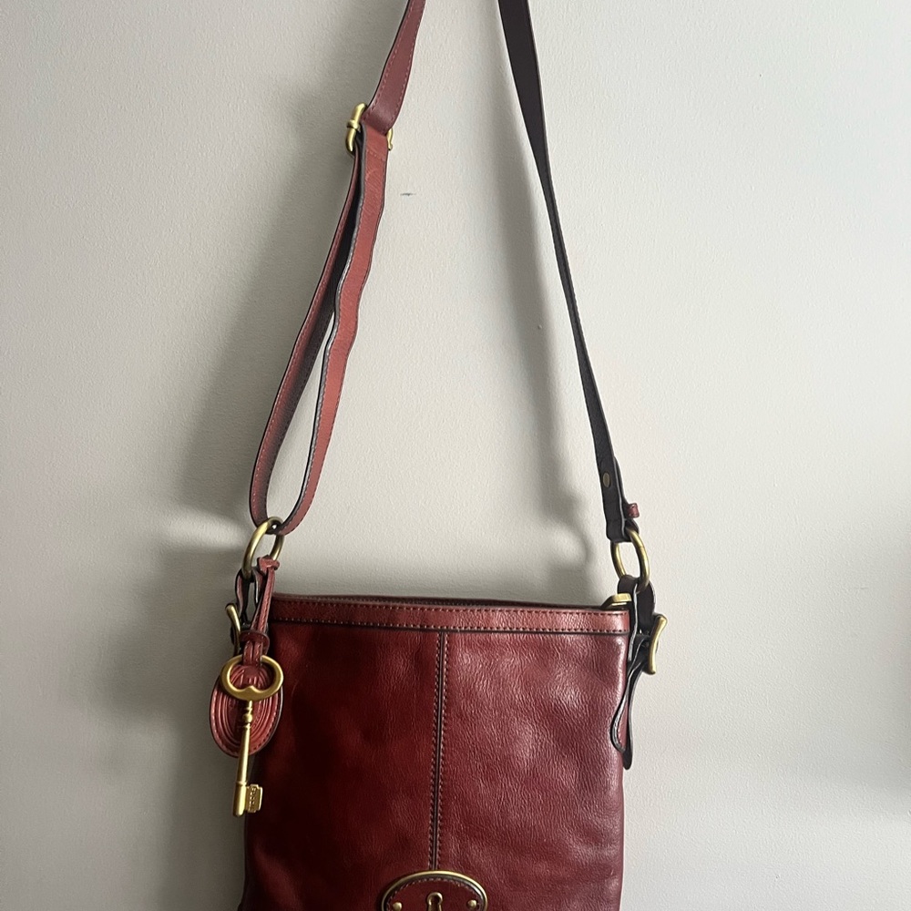 Fossil Brown Crossbody Bag with Adjustable Strap